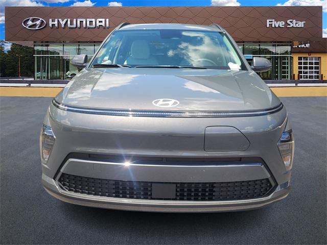 2025 Hyundai Kona Electric SEL photo 2