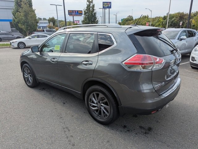 2016 Nissan Rogue SL photo 5