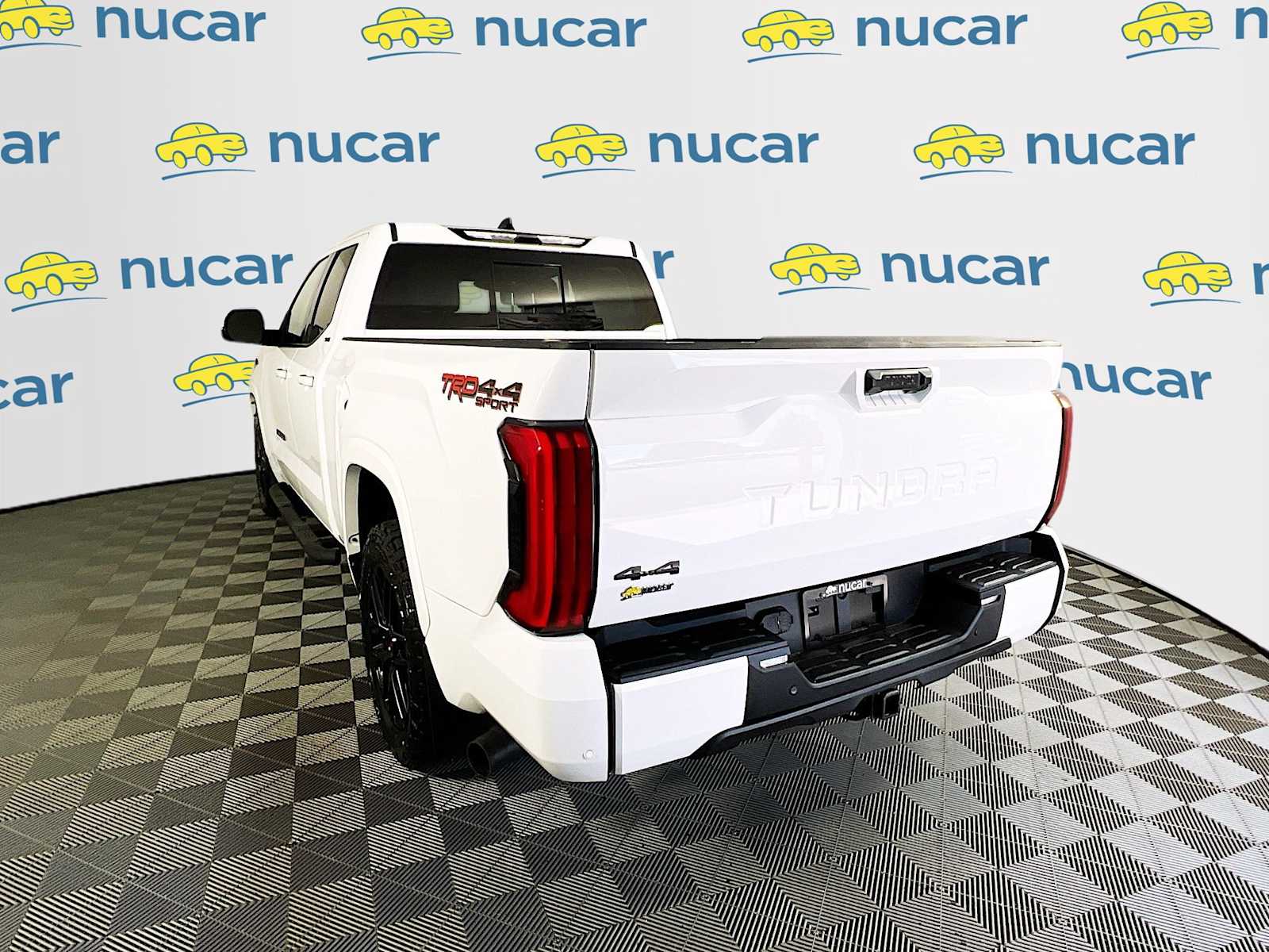 2022 Toyota Tundra SR5 photo 2