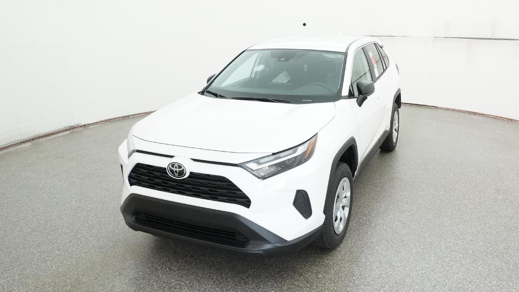 2025 Toyota RAV4 LE photo 5
