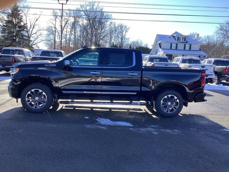 2026 Chevrolet Silverado 1500 High Country photo 3