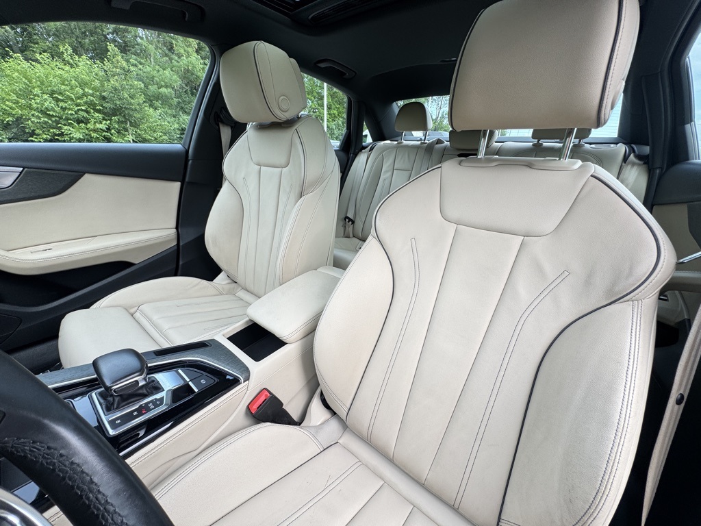 2022 Audi A4 45 S line Premium Plus Quattro photo 21
