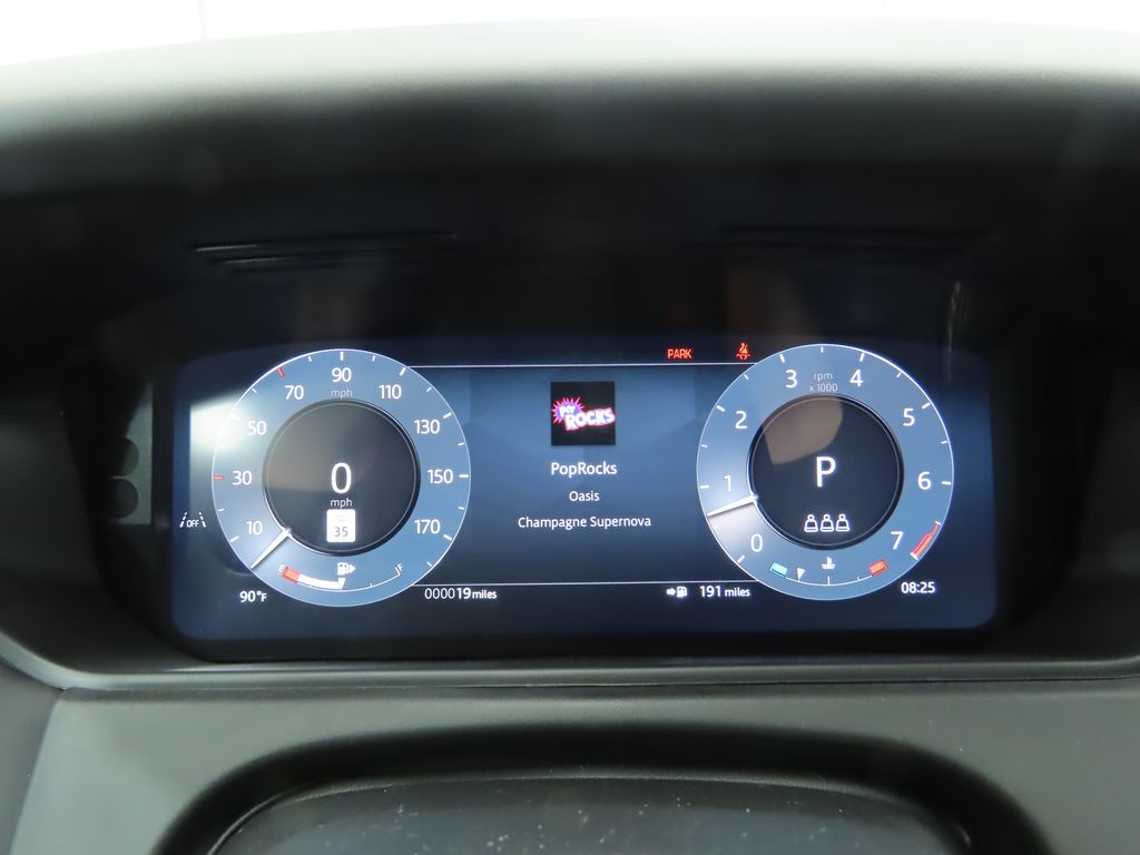 2026 Land Rover Range Rover Velar SE photo 30