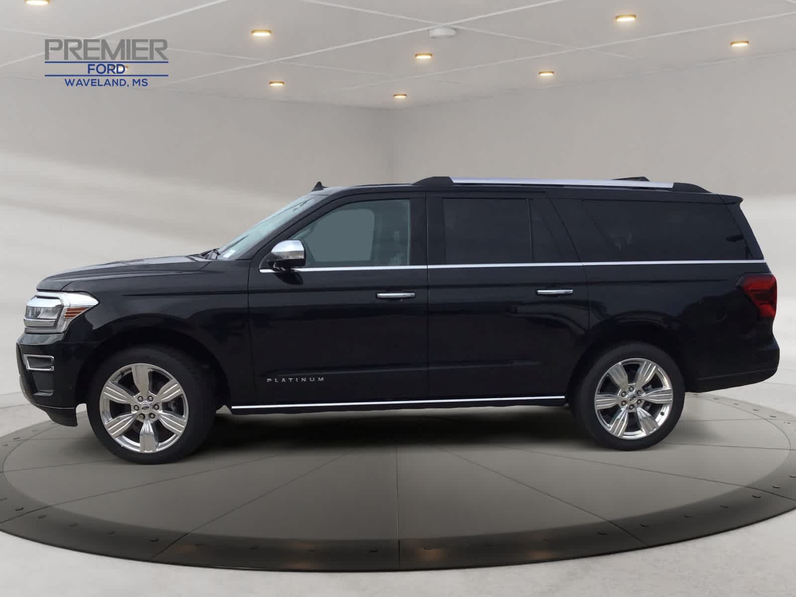 2024 Ford Expedition MAX Platinum photo 2