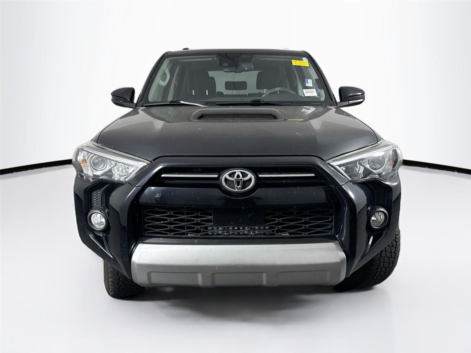 2020 Toyota 4Runner TRD photo 3