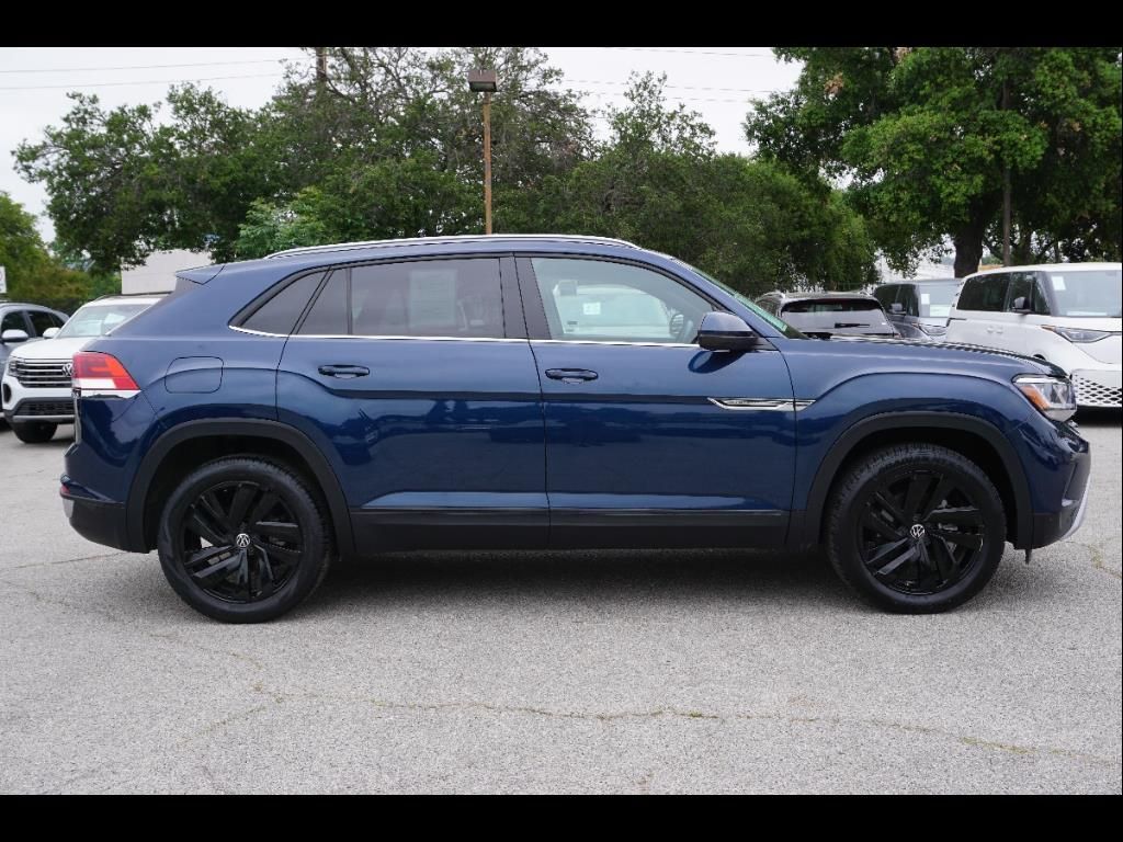 2022 Volkswagen Atlas Cross Sport SE Technology photo 15