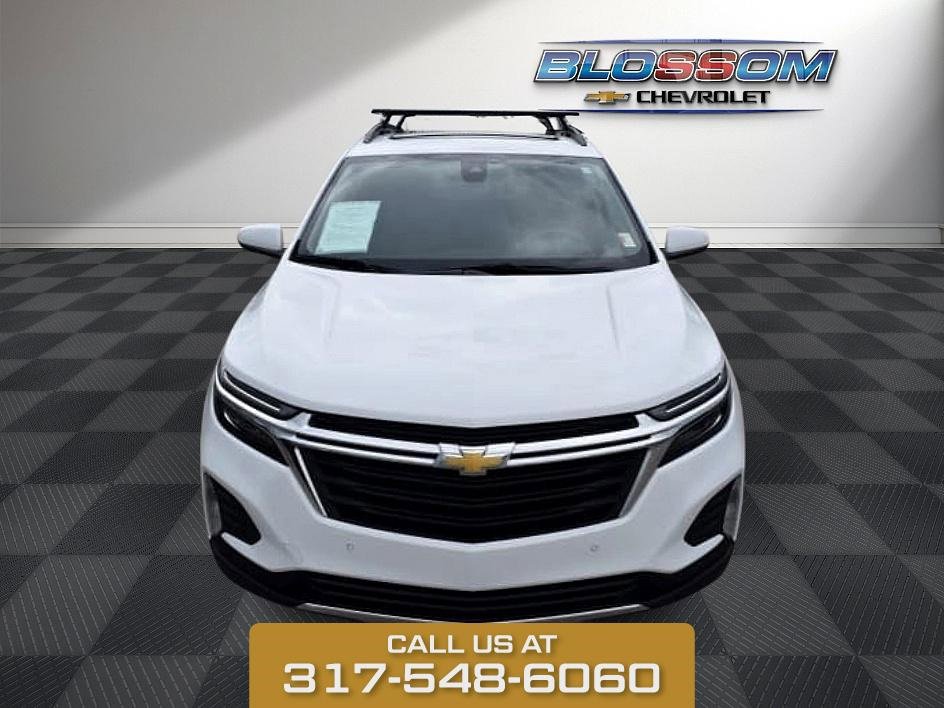 2023 Chevrolet Equinox LT photo 2