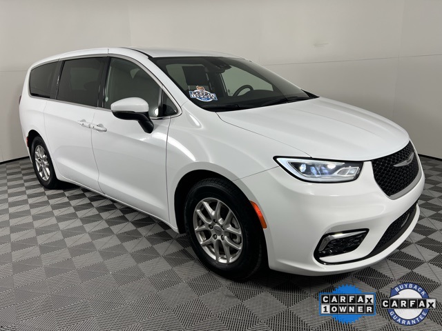 2023 Chrysler Pacifica Touring