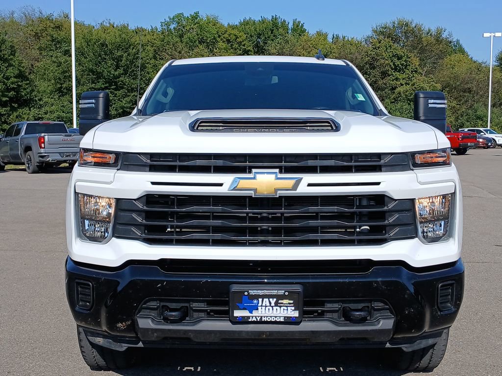 2024 Chevrolet Silverado 2500HD Custom photo 29