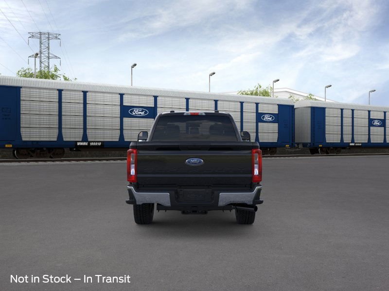 2026 Ford F-350 XLT photo 4