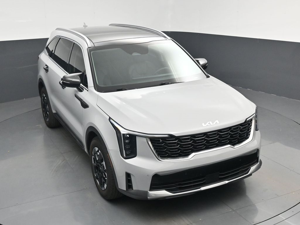 2025 Kia Sorento S photo 19