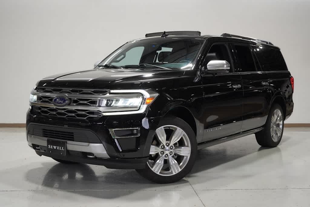 2023 Ford Expedition Platinum's photo