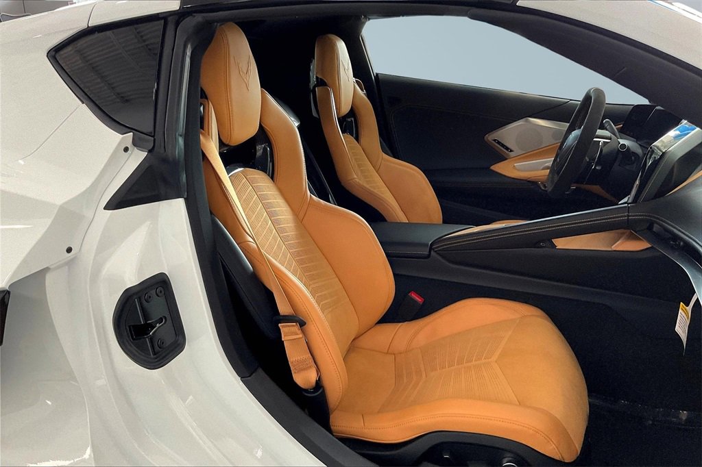 2026 Chevrolet Corvette Stingray 2LT photo 7