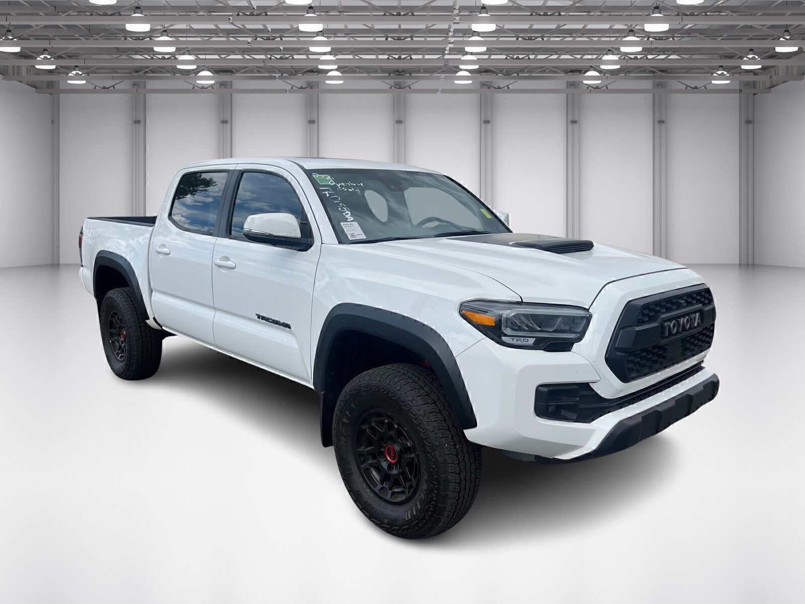 2023 Toyota Tacoma TRD Pro photo 3