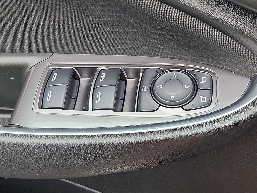 2018 Chevrolet Malibu 1LT photo 24