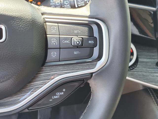 2022 Jeep Wagoneer Series III photo 13
