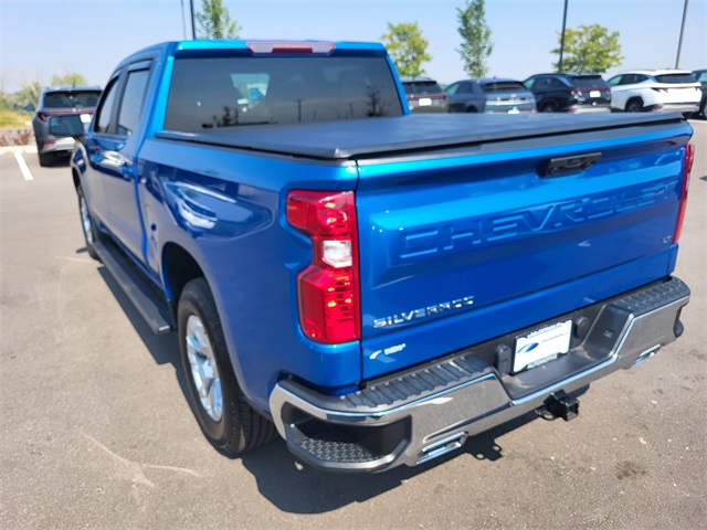 2022 Chevrolet Silverado 1500 LT photo 4