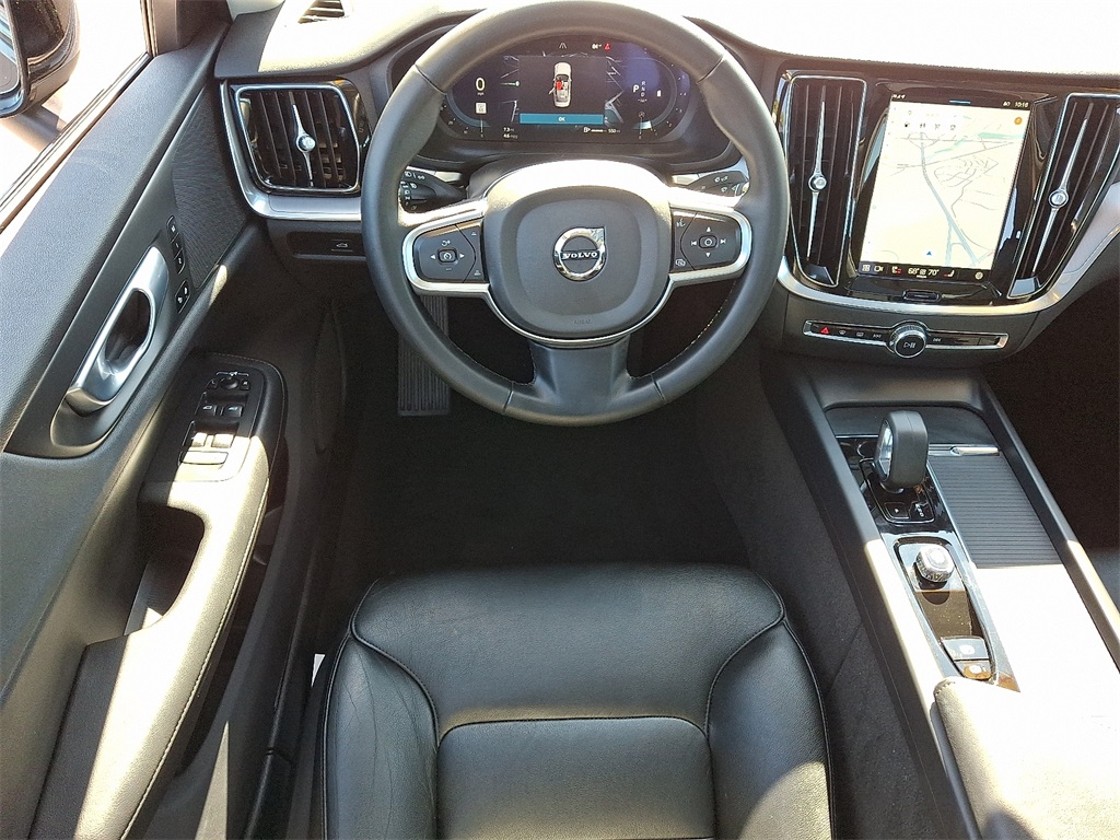 2025 Volvo S60 B5 Core photo 12