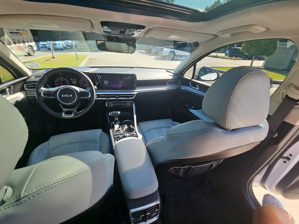 2024 Kia K5 EX photo 13