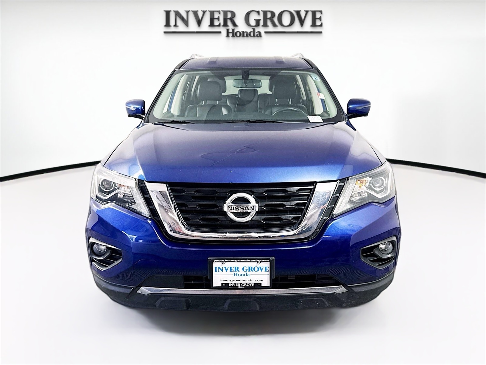Used 2017 Nissan Pathfinder SL with VIN 5N1DR2MM2HC684975 for sale in Inver Grove Heights, Minnesota