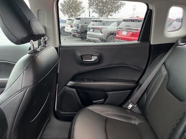 2021 Jeep Compass Latitude photo 13