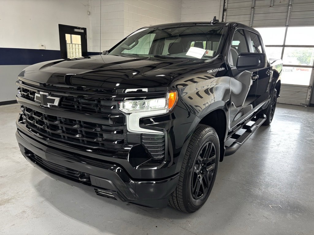 2025 Chevrolet Silverado 1500 RST photo 28