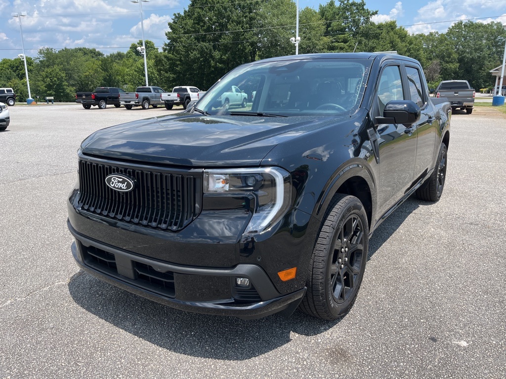 2025 Ford Maverick Lobo's photo