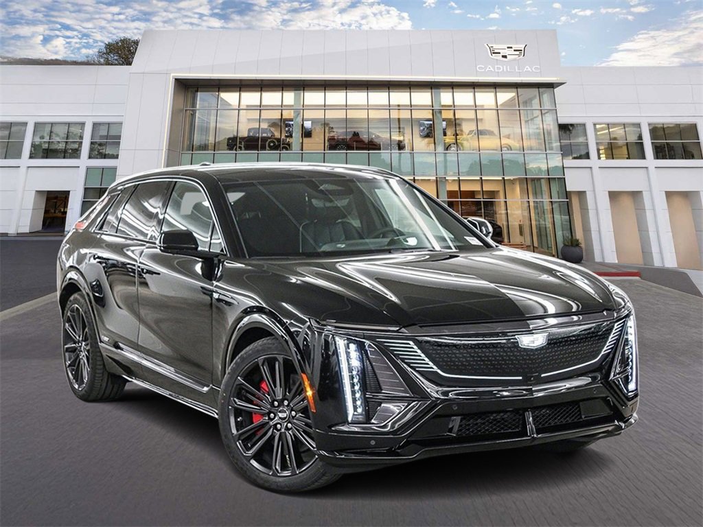 2026 Cadillac LYRIQ V Premium's photo