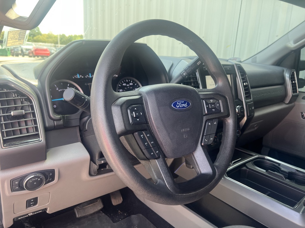 2020 Ford F-250 XLT photo 11