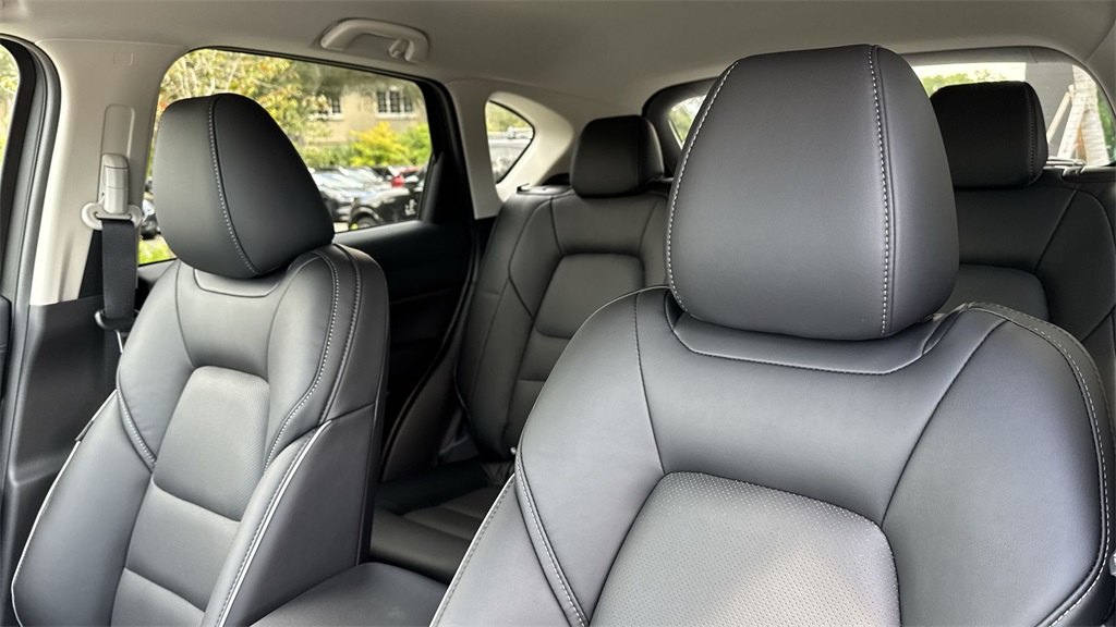 2025 Mazda CX-5 2.5 Select photo 41