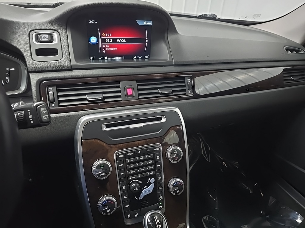 2016 Volvo XC70 T5 Premier photo 25