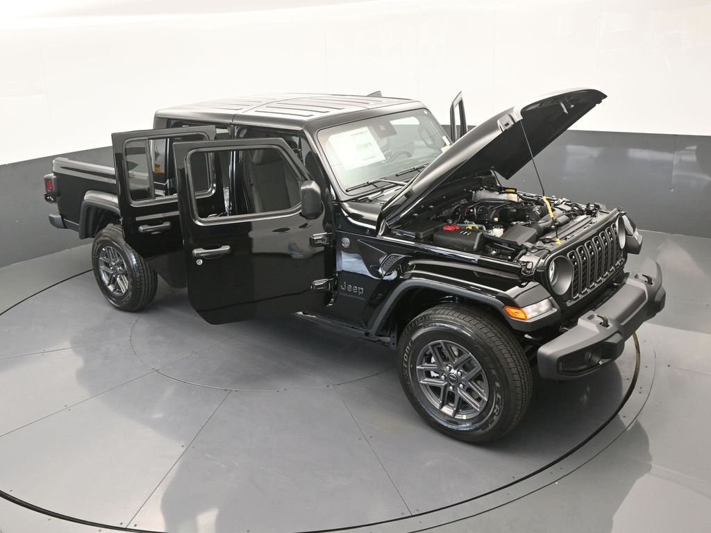 2025 Jeep Gladiator Sport S photo 60