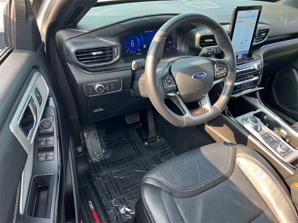 2022 Ford Explorer ST photo 7