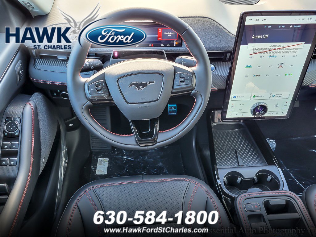 2025 FORD MUSTANG MACH-E - Image 11