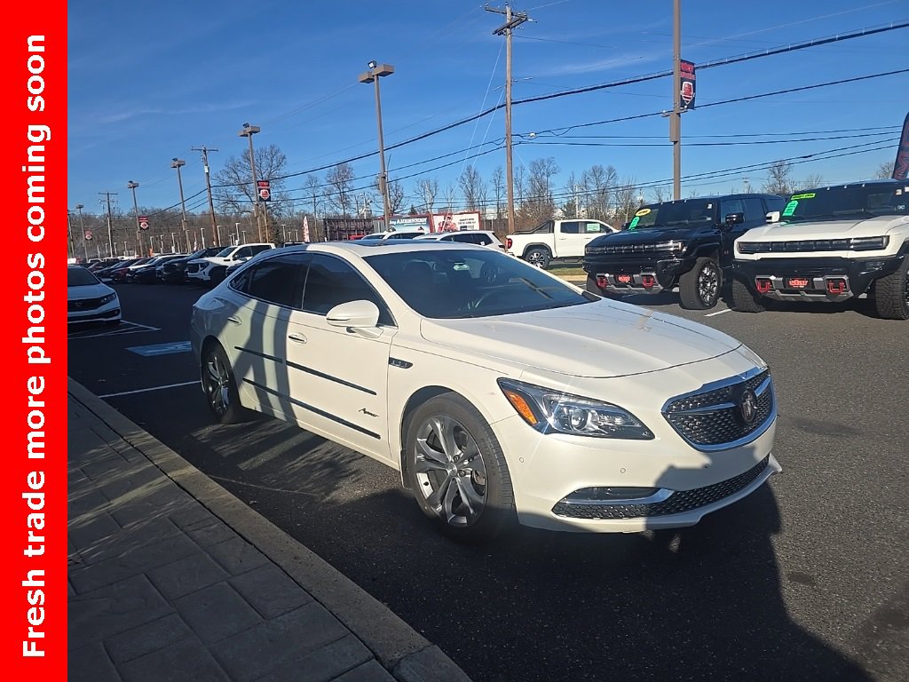 2018 Buick LaCrosse Avenir's photo