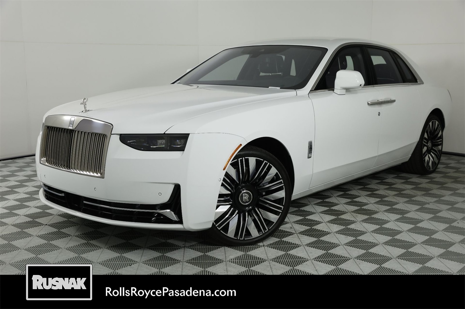 2025 Rolls-Royce Ghost Base's photo