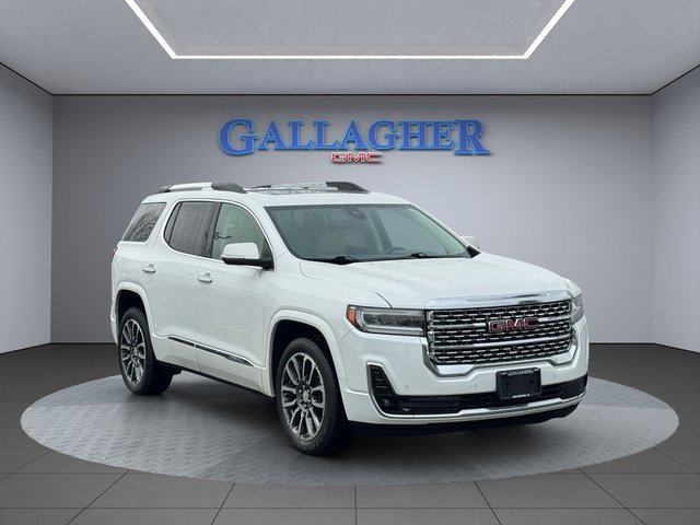 2020 GMC Acadia Denali's photo