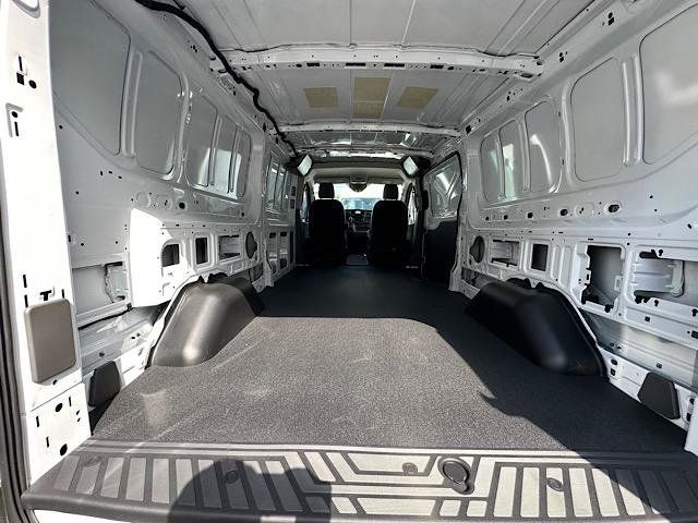 2025 Ford Transit photo 6