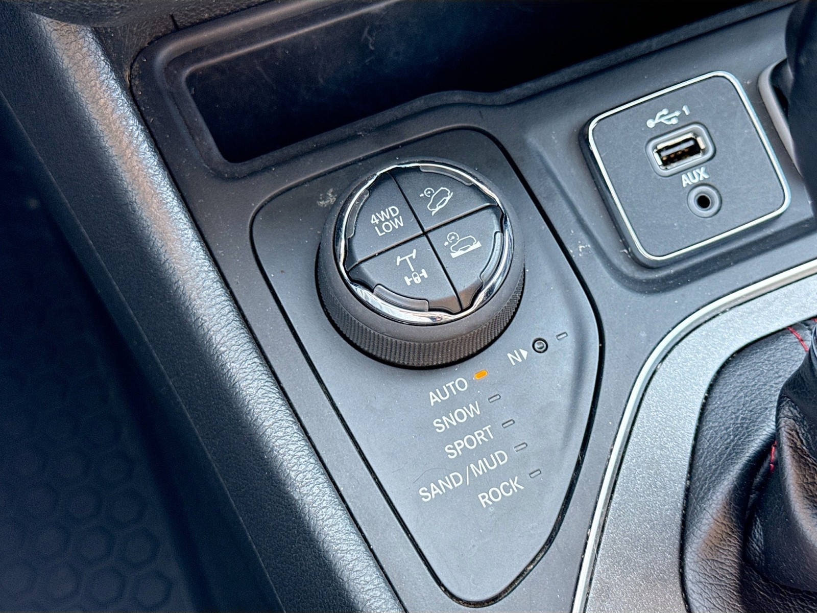 2022 Jeep Cherokee Trailhawk photo 26