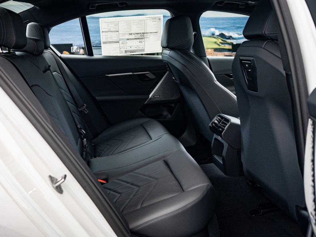 2025 Bmw 530i 530i xDrive photo 32