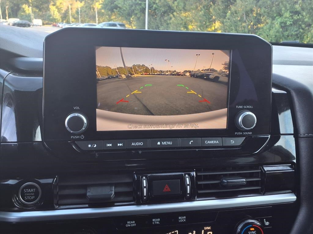 2024 Nissan Pathfinder SV photo 24