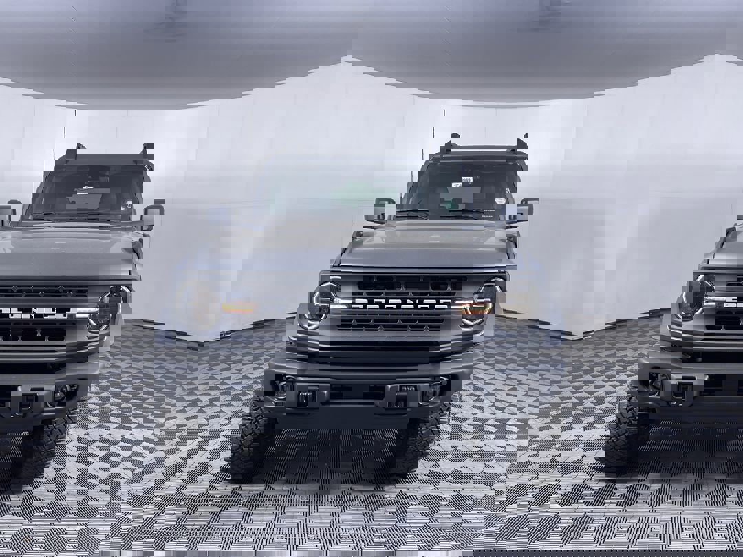 2024 Ford Bronco Black Diamond photo 24