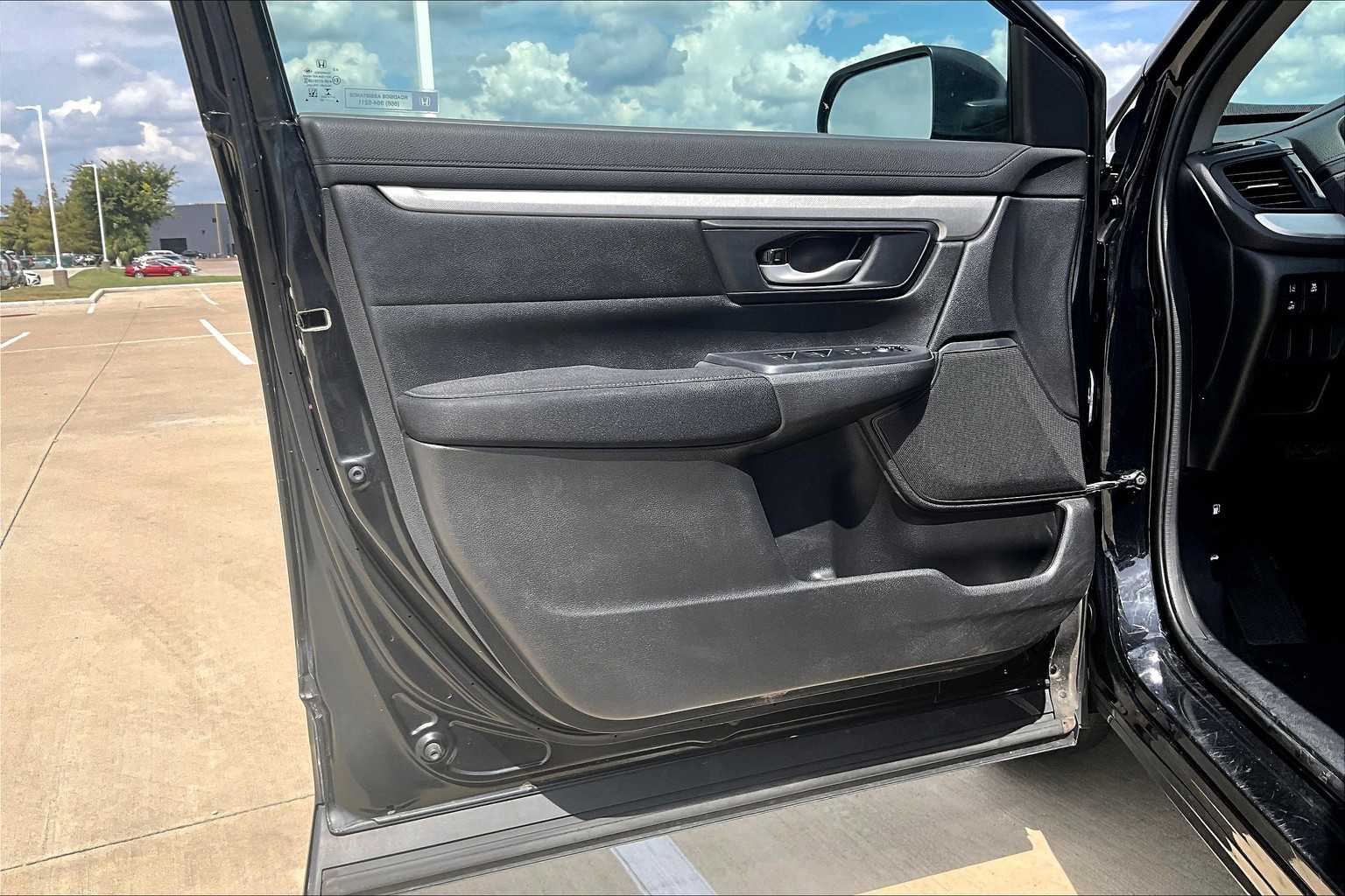 2020 Honda CR-V LX photo 21
