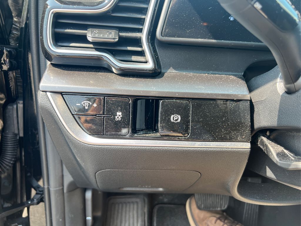 2024 Kia Sportage EX photo 31