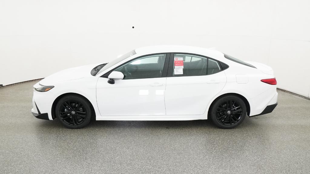2026 Toyota Camry SE photo 9