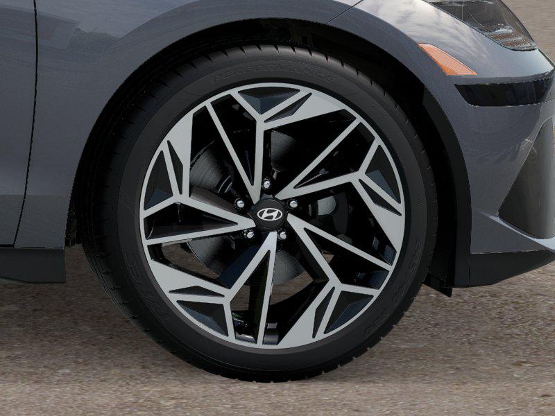 2025 Hyundai Ioniq 6 SEL photo 6
