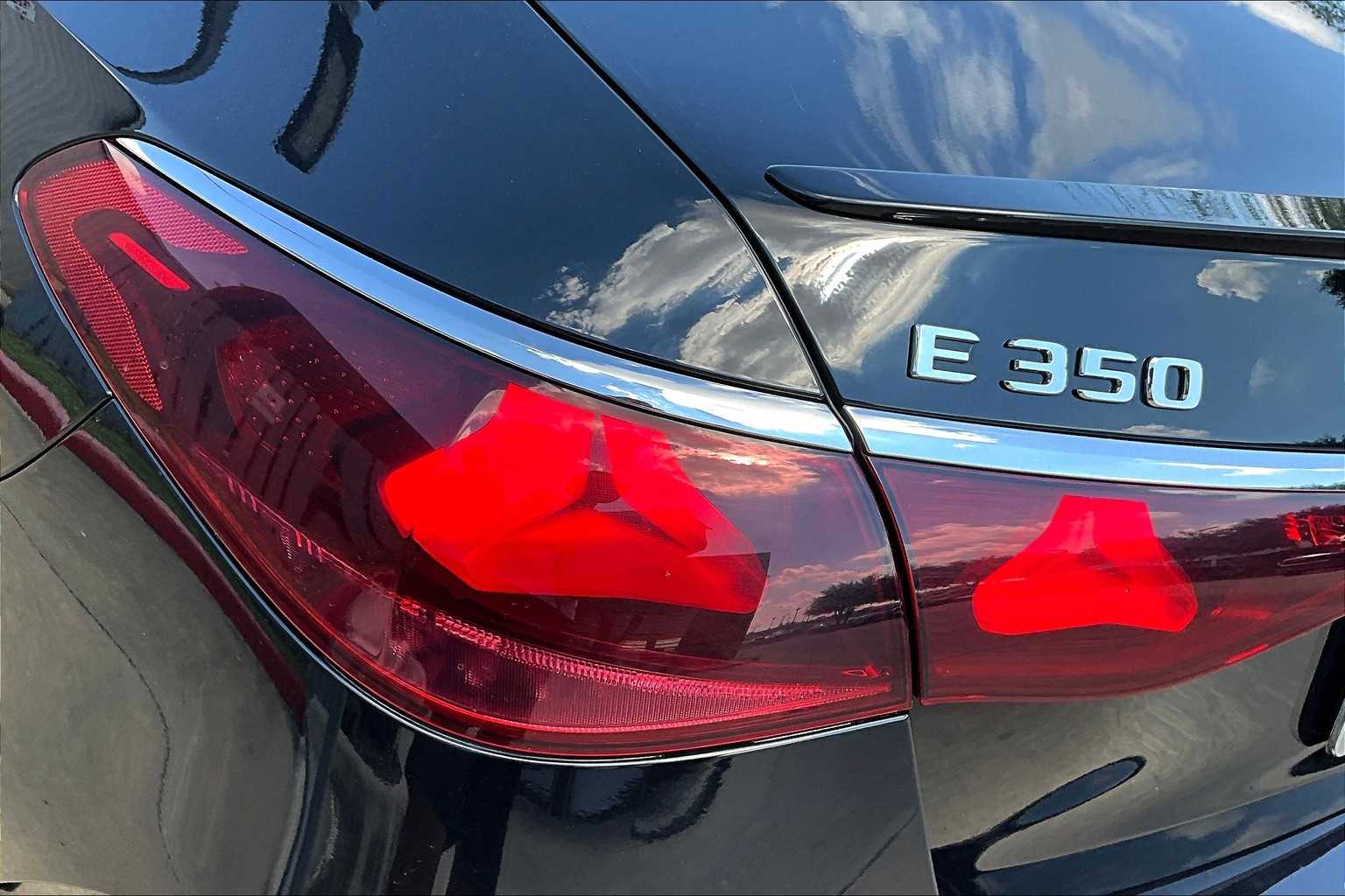 2025 Mercedes Benz E 350 4MATIC photo 26
