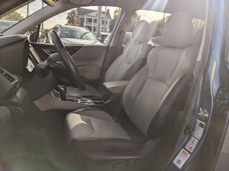 2019 Subaru Forester Limited photo 2