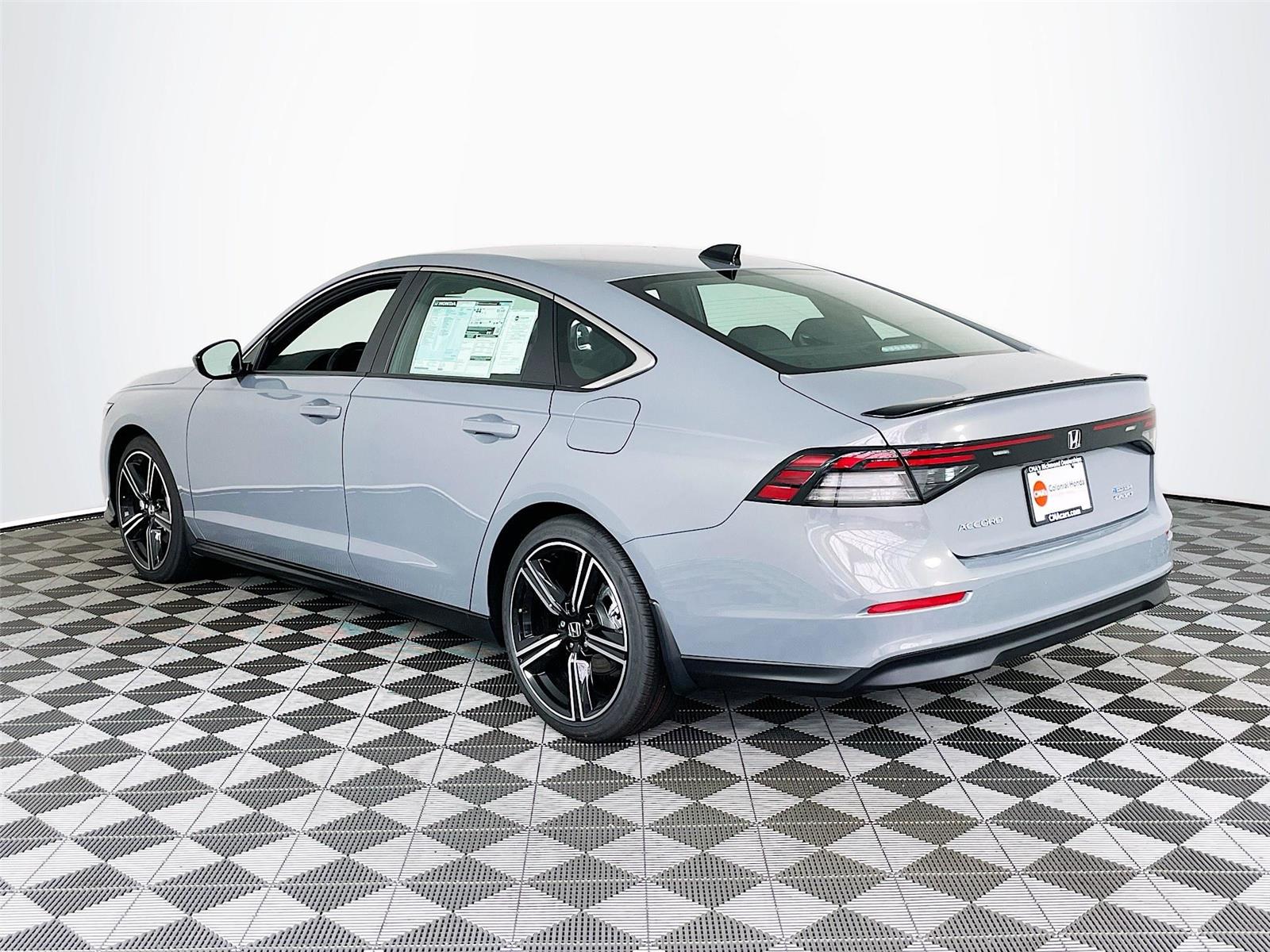 2025 Honda Accord Hybrid Sport photo 2