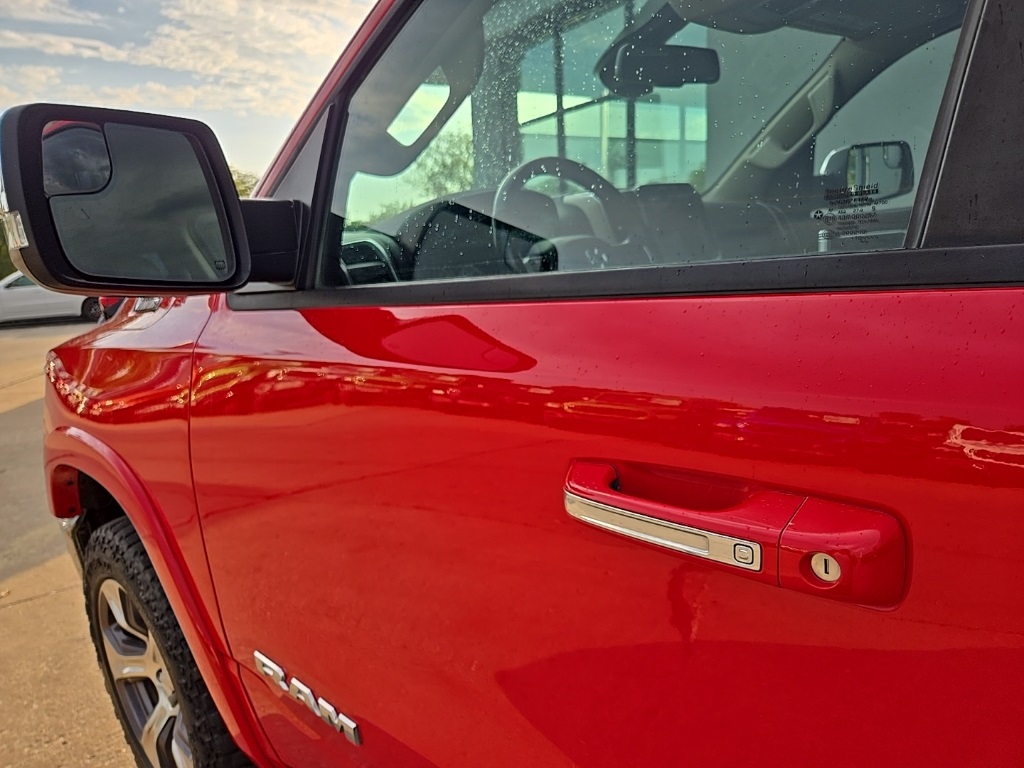 2020 Ram 1500 Laramie photo 33
